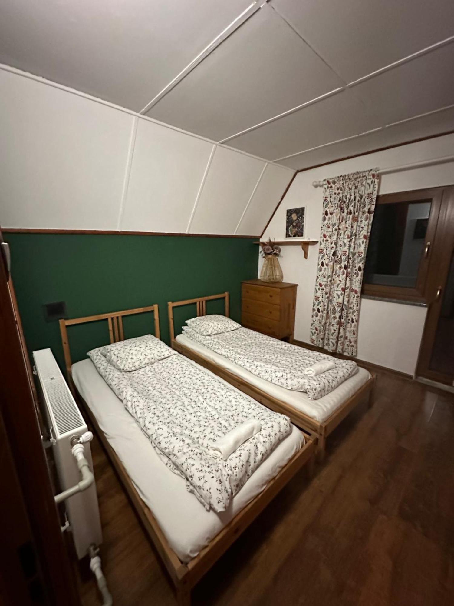Jozka Chata Max 15 Os Sauna Jacuzzi Porabka Exterior photo